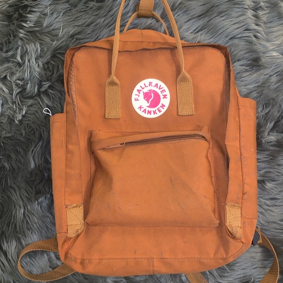 fjallraven kanken rust